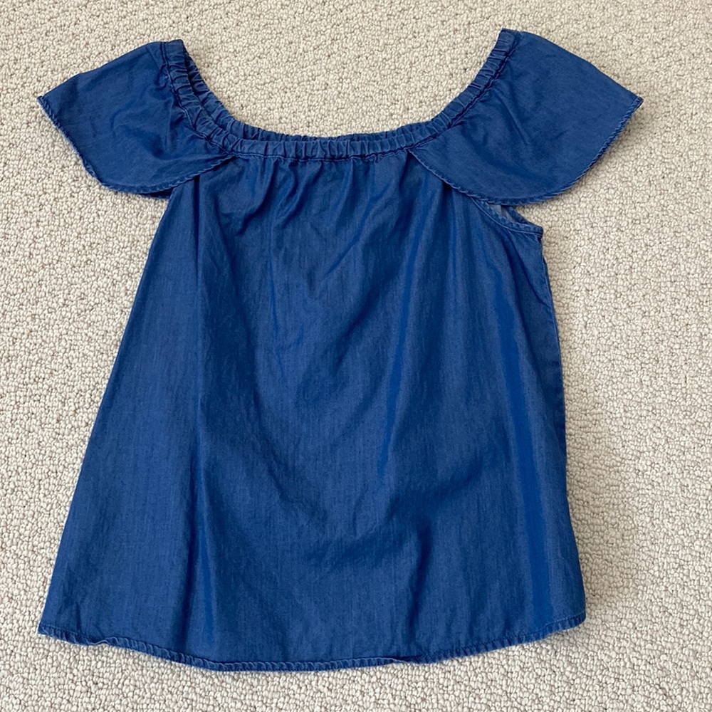 Off the shoulder top!
